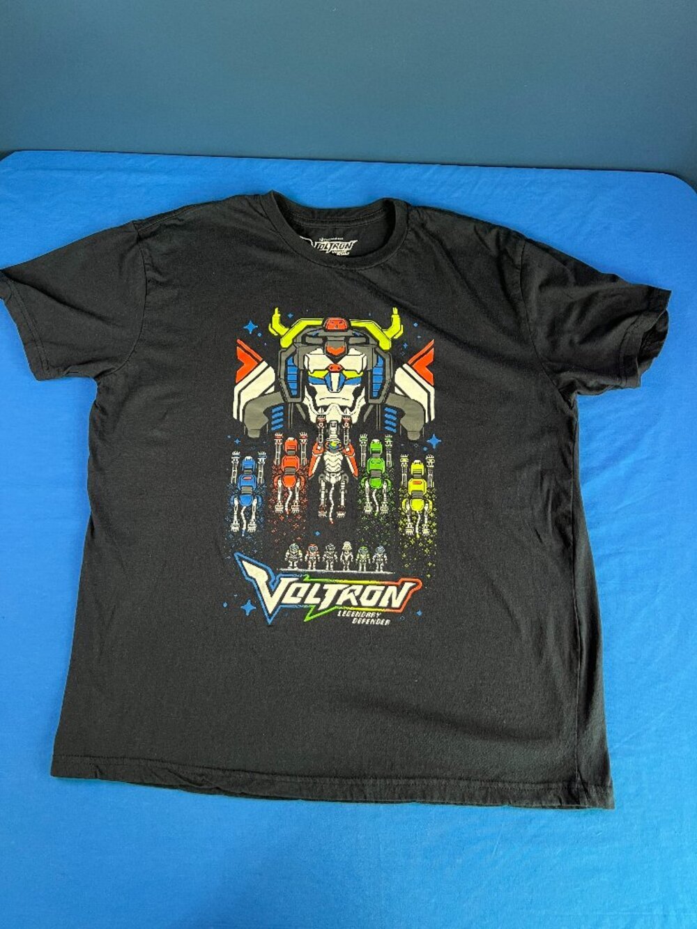 Loot Crate Exclusive Voltron Legendary Defender 8-Bit Pixel T-Shirt Size L